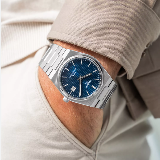 Montre Tissot PRX Powermatic 80 ,T137.407.11.041.00